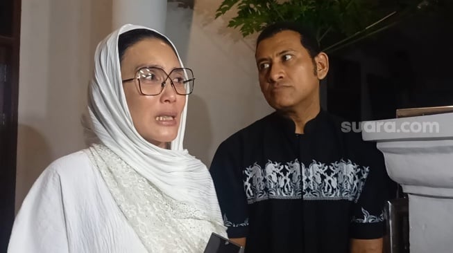 Foto: Komedian Mat Solar Meninggal Dunia, Rieke Diah Pitaloka Ungkap Kesedihannya | Pifa Net