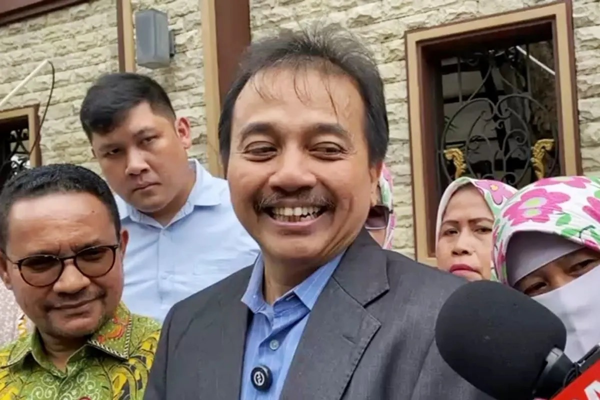 Foto: Roy Suryo Jadi Tersangka Kasus Tudingan Ijazah Palsu Jokowi, Total Delapan Orang Ditetapkan | Pifa Net