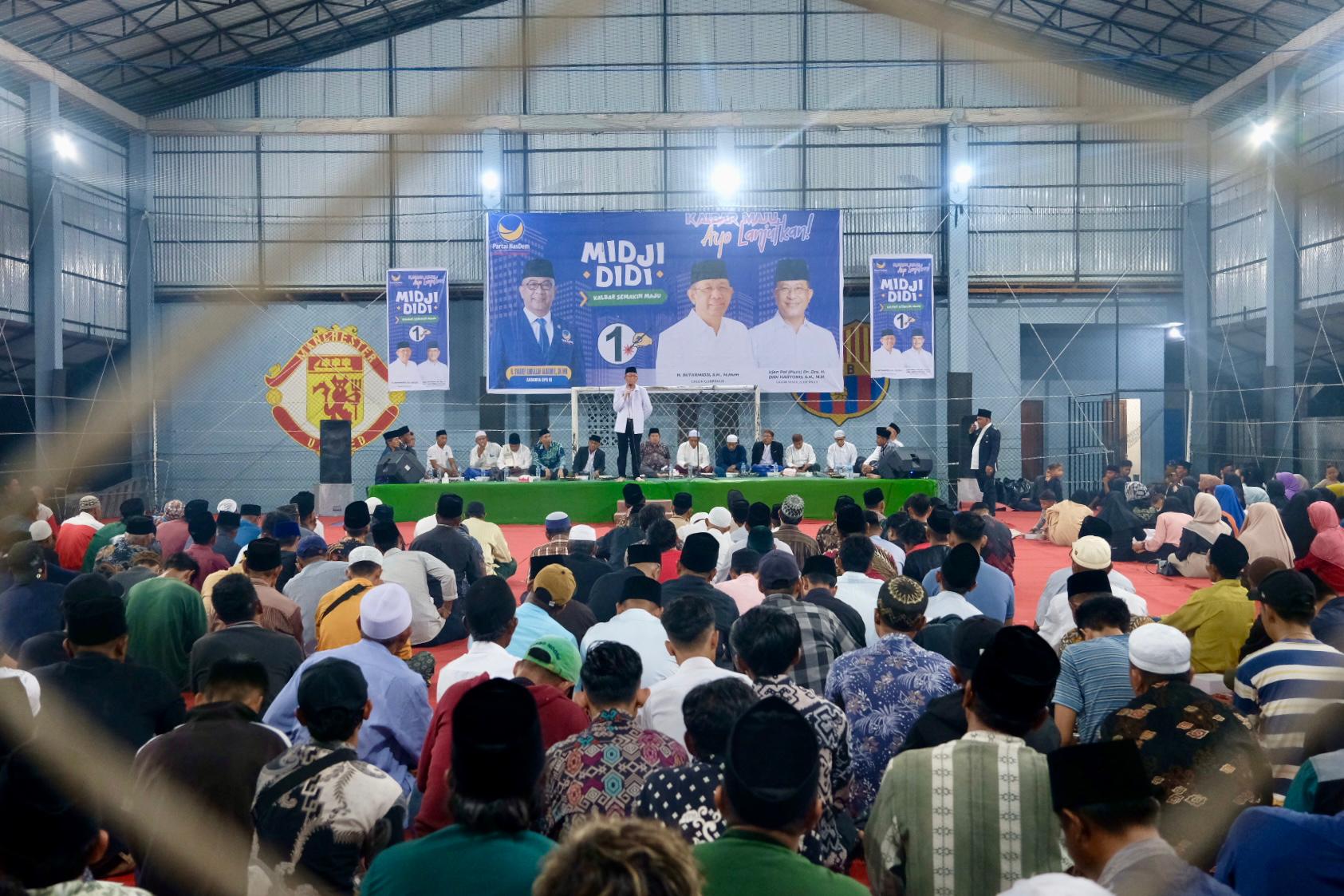 Foto: Kompak untuk Midji-Didi! Warga Pontianak Utara Tegaskan Pilihan di Pilgub Kalbar 2024 | Pifa Net