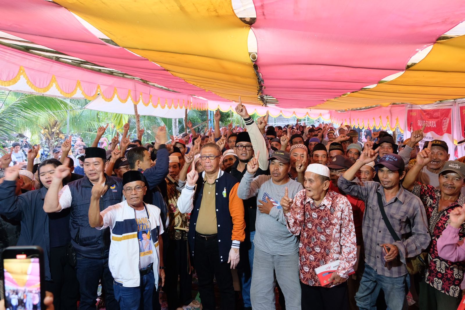 Foto: Warga Galing Sambas Deklarasikan Dukungan untuk Sutarmidji-Didi Haryono | Pifa Net