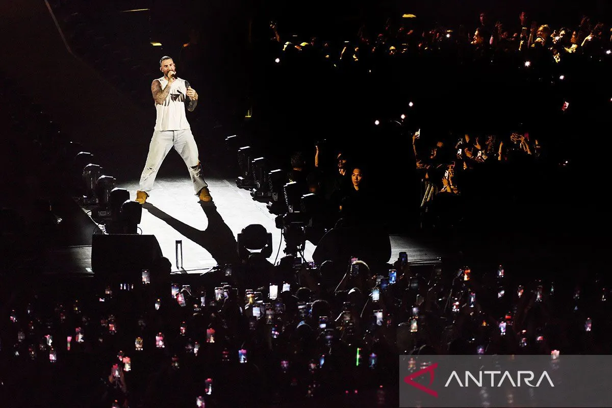 Foto: Maroon 5 Umumkan Album Baru "Love Is Like", Rilis 15 Agustus | Pifa Net