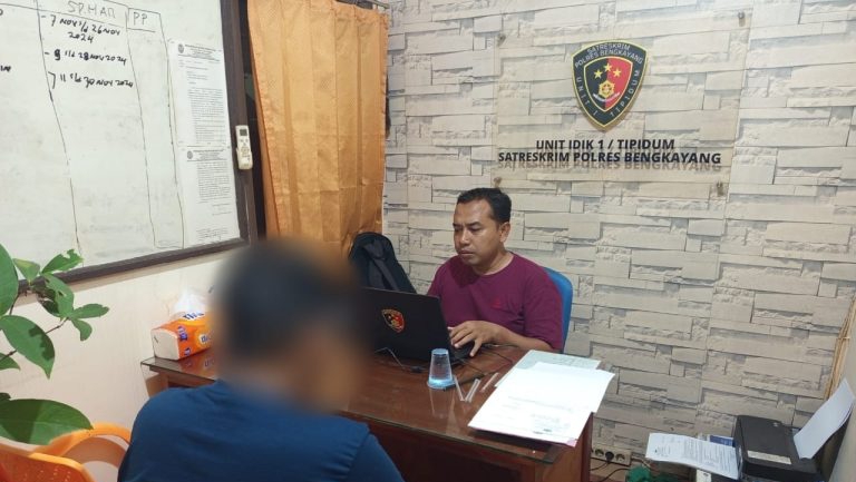 Foto: Polisi Ungkap Kasus TPPO, Amankan Pelaku dan Lima Korban di Bengkayang | Pifa Net