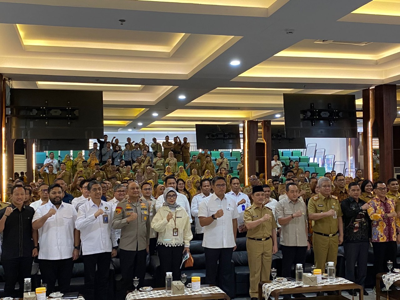 Foto: Wamentan Sudaryono Pastikan Koperasi Desa Merah Putih Menjangkau Hingga Wilayah 3T di Kalbar | Pifa Net