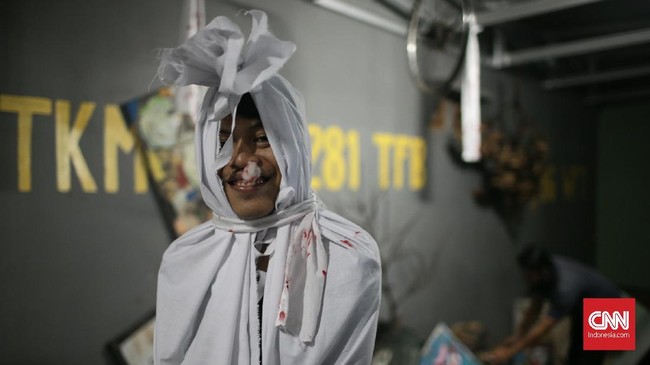 Foto: Polisi Pastikan Video Viral “Pocong di Teras Rumah Warga Depok” Hoaks | Pifa Net