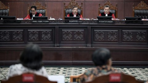 Foto: MK Tolak Gugatan Mahasiswa soal Rakyat Bisa Memberhentikan Anggota DPR | Pifa Net