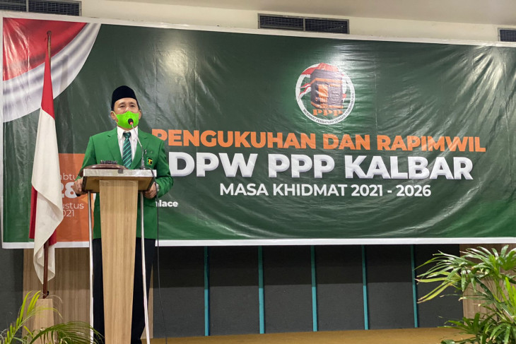 Foto: Dikukuhkan Jadi Ketua DPW PPP Kalbar, Abang Muhammad Nasir Targetkan Menangi Pemilu 2024 | Pifa Net