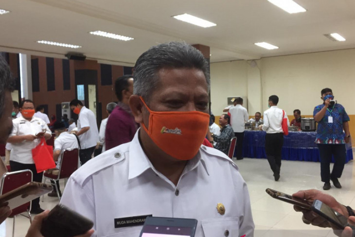 Foto: 8 Ribu Warga KKR Sudah Vaksin, Bupati Muda Ingatkan Warga Sadari Pentingnya Prokes | Pifa Net