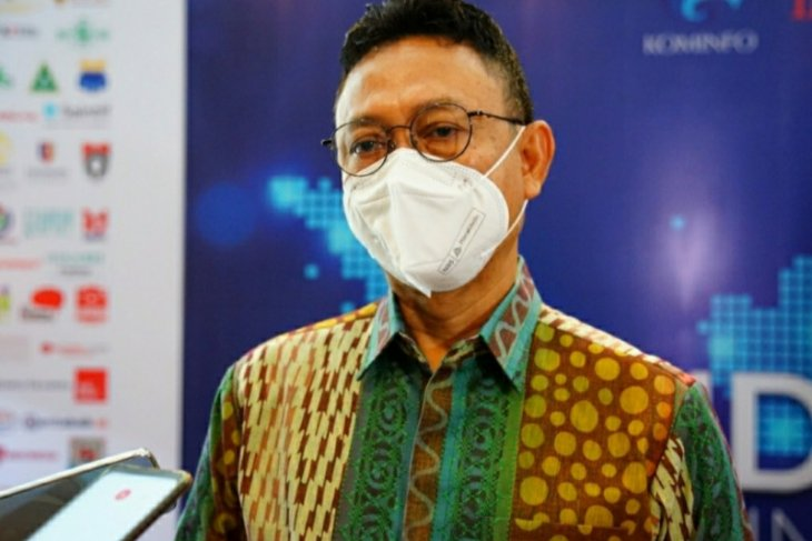 Foto: Tegaskan Insentif Nakes sudah Dibayar, Wako Edi Bantah Tudingan Menghambat Pembayarannya | Pifa Net