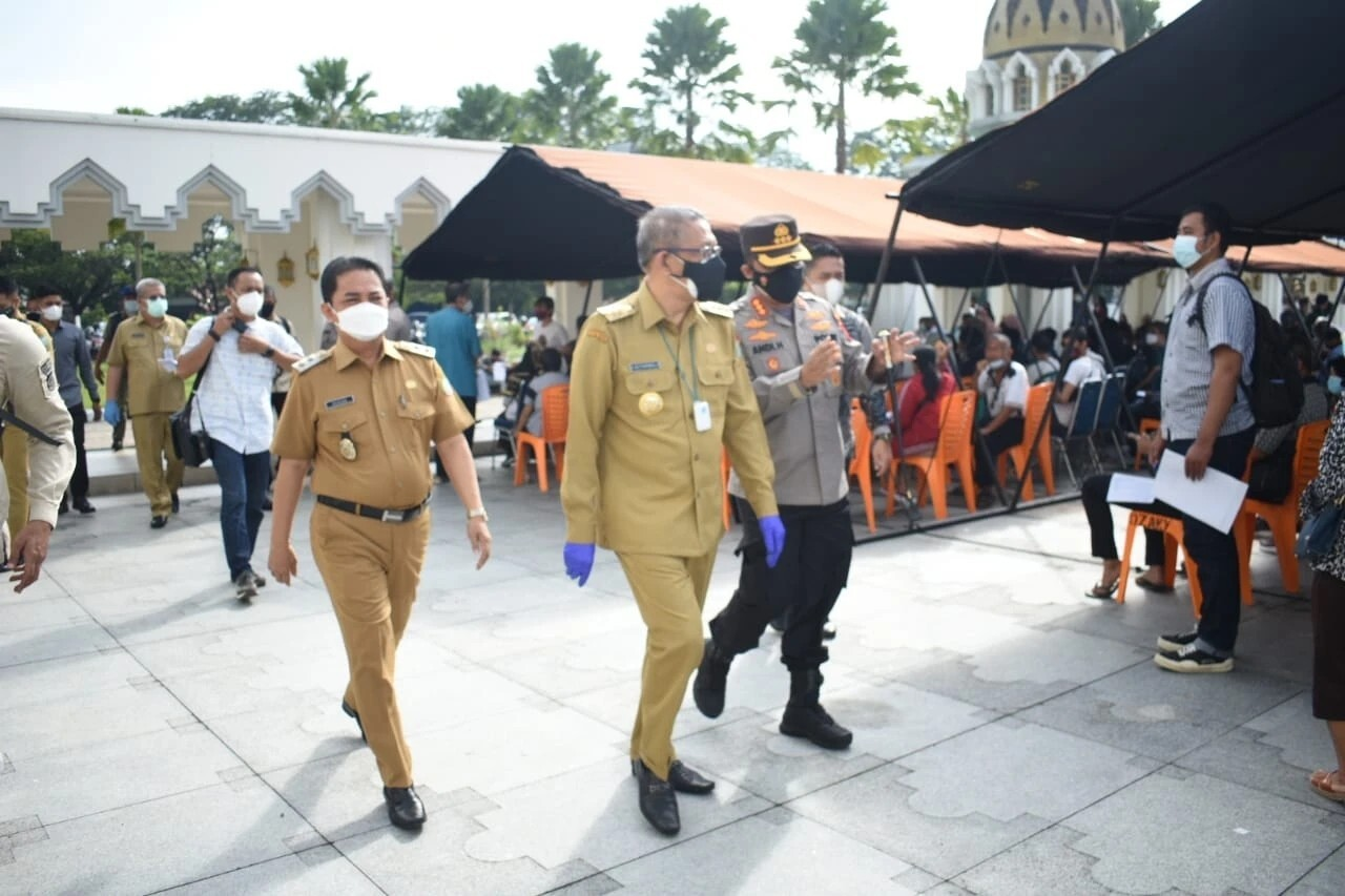 Foto: Vaksinasi Gencar Dilaksanakan, Bahasan Harap Angka Covid-19 di Pontianak Menurun | Pifa Net