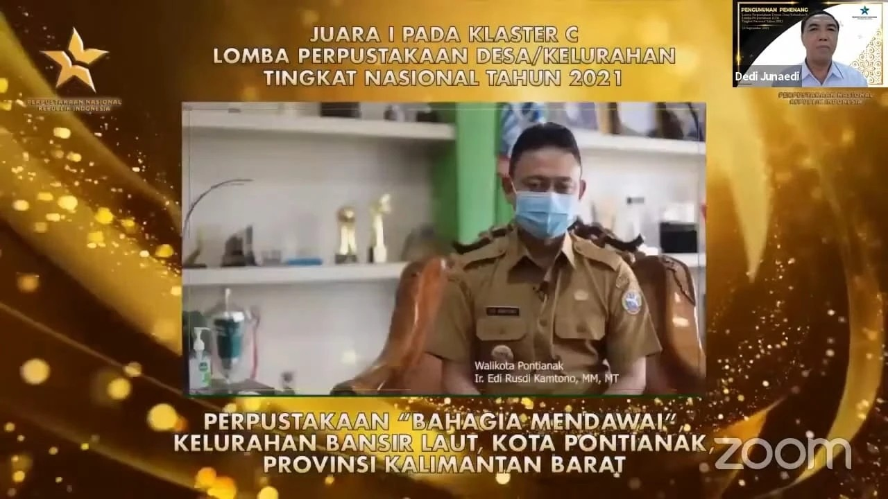 Foto: Edi Kamtono Apresiasi Perpustakaan Bahagia Mendawai Raih Juara 1 Lomba Nasional | Pifa Net