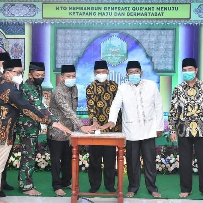 Foto: Wakil Bupati Ketapang Resmi Menutup Kegiatan MTQ Ke-29 Tingkat Kabupaten Ketapang Tahun 2021 | Pifa Net