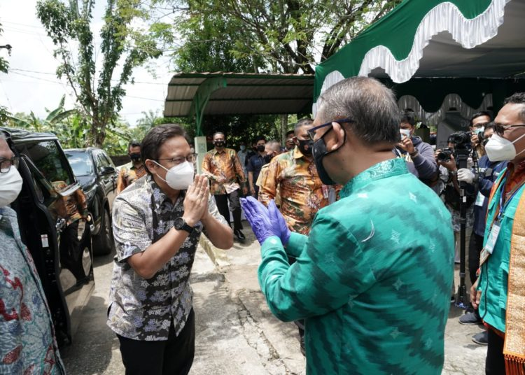 Foto: Kunjungi Vaksinasi Poltekkes, Menkes: Akan Datang 400 Ribu Dosis Vaksin ke Kalimantan Barat | Pifa Net