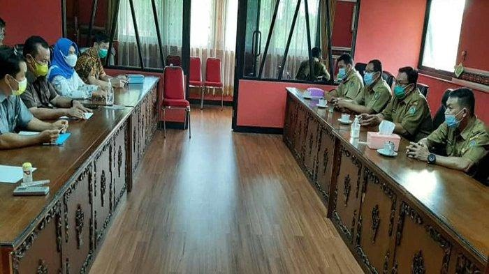 Foto: DPRD Sekadau Setuju PTM Dilaksanakan Dengan Syarat Sekolah Sudah Melaksanakan Vaksin | Pifa Net