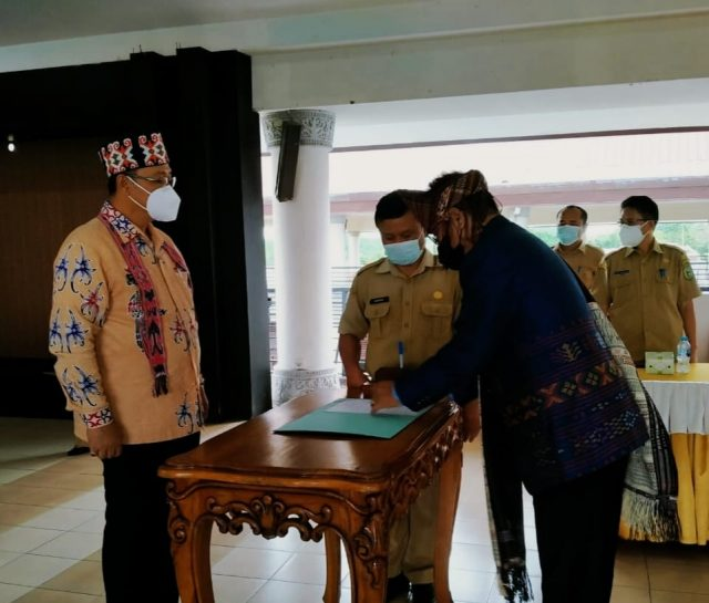 Foto: Bupati Bengkayang Kukuhkan DKKB Bengkayang: Menjadi Motor Penggerak Pembangunan Kesenian Daerah | Pifa Net