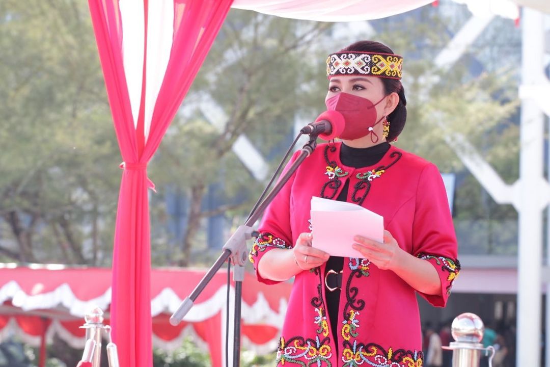 Foto: HUT Ke-22 Pemkab Landak, Karolin Paparkan Capaian yang Telah Diraih | Pifa Net