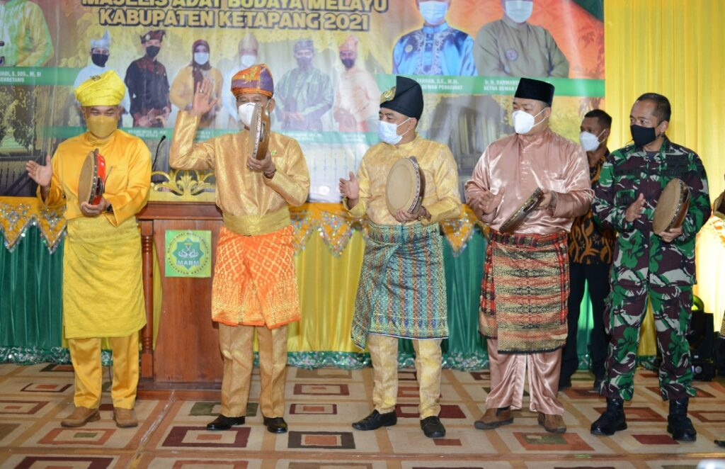 Foto: Bupati Ketapang Berharap MABM Jadi Pelopor Pemajuan Kebudayaan | Pifa Net