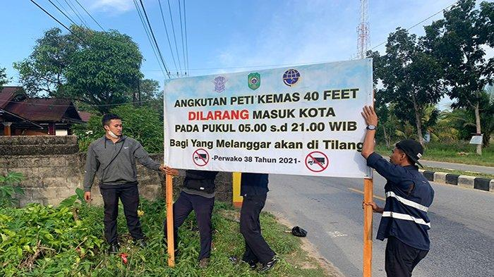 Foto: Pemkot Singkawang Terbitkan Aturan Baru Mengenai Pembatasan Masuk Kontainer  | Pifa Net