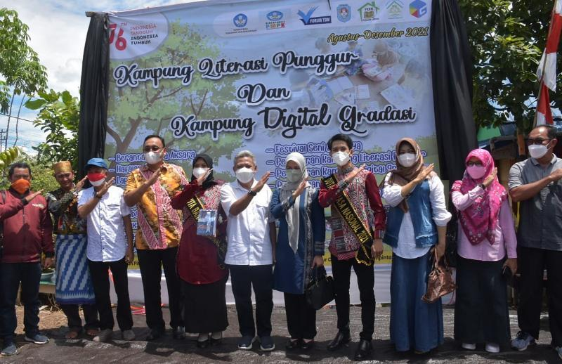 Foto: Bupati Muda Apresiasi Adanya Kampung Literasi di Desa Punggur Kecil: Upaya Sinergi Kepong Bakol | Pifa Net