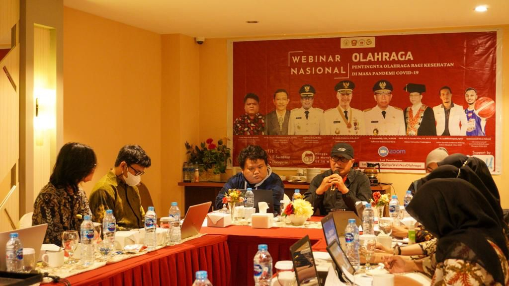 Foto: BEM FH Untan Gelar Webinar Nasional Usung Pentingnya Olahraga di Masa Pandemi Covid-19 | Pifa Net