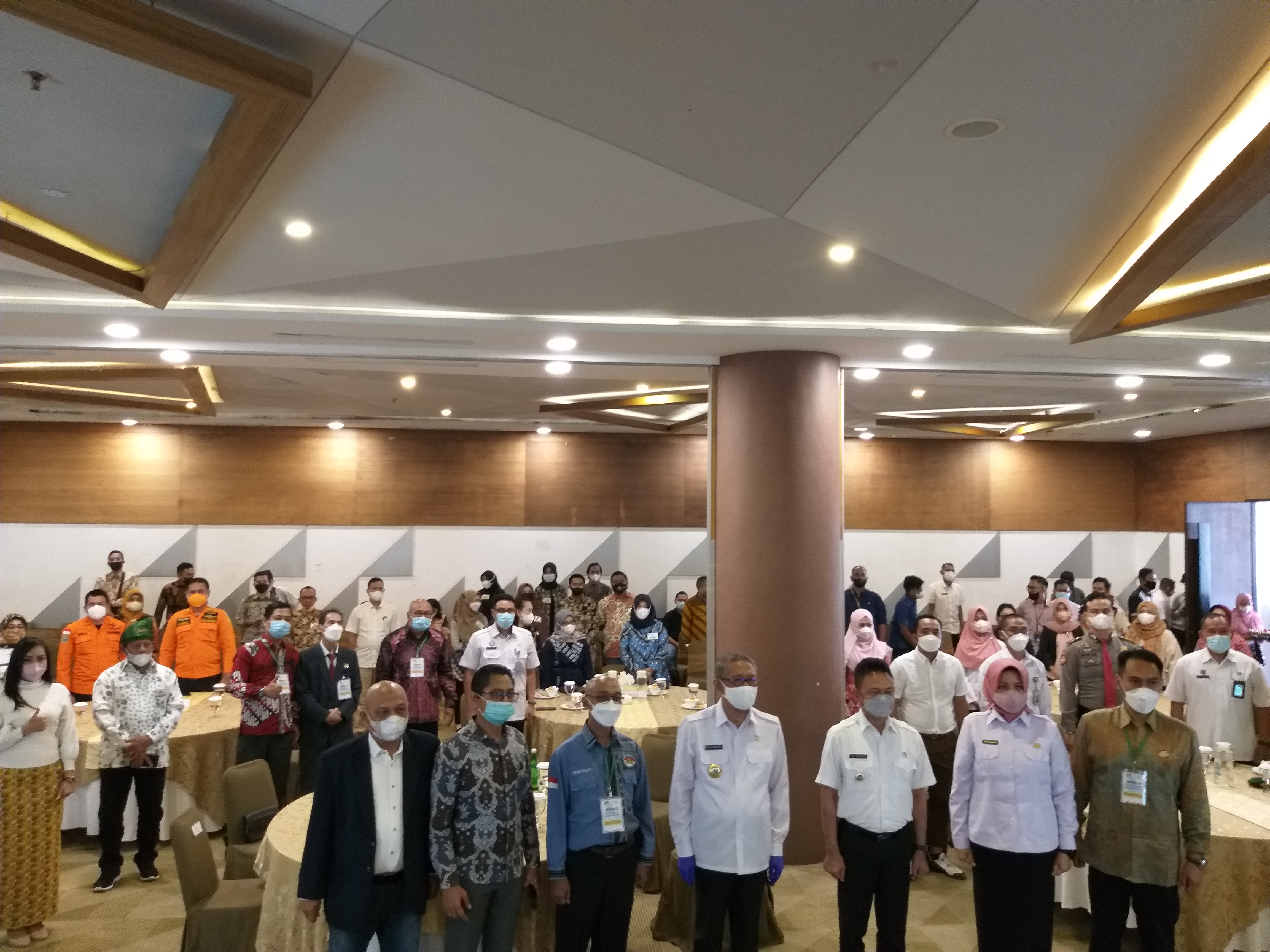 Foto: Gubernur Kalbar Hadiri Musda ke-II DPD HPI Sekaligus Launching Perda Pramuwisata Kalbar     | Pifa Net