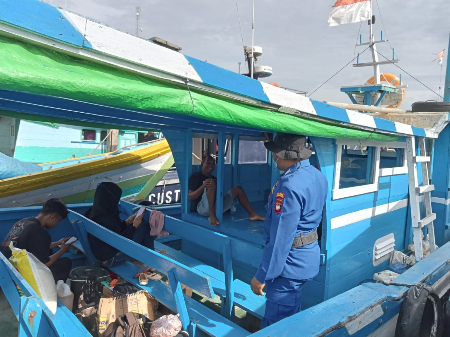 Foto: Imbaukan Cuaca Buruk, Sat PolAir Polres Bengkayang Laksanakan Sambang di Steher Sungai Karimunting | Pifa Net