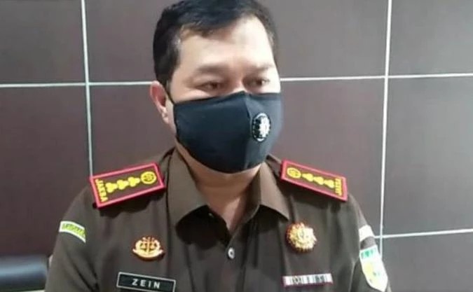 Foto: Mantan Kades Menuai Prama Ditahan Kejari Kalbar, Dugaan Penyalahgunaan APBDes  | Pifa Net