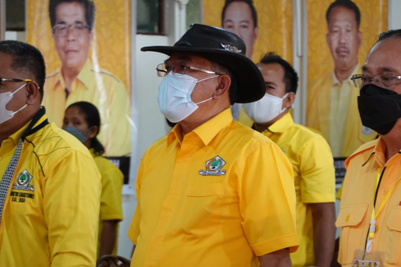 Foto: Adrianus Asia Sidot Hadiri Pelatihan KARAKTERDES Kabupaten Landak | Pifa Net