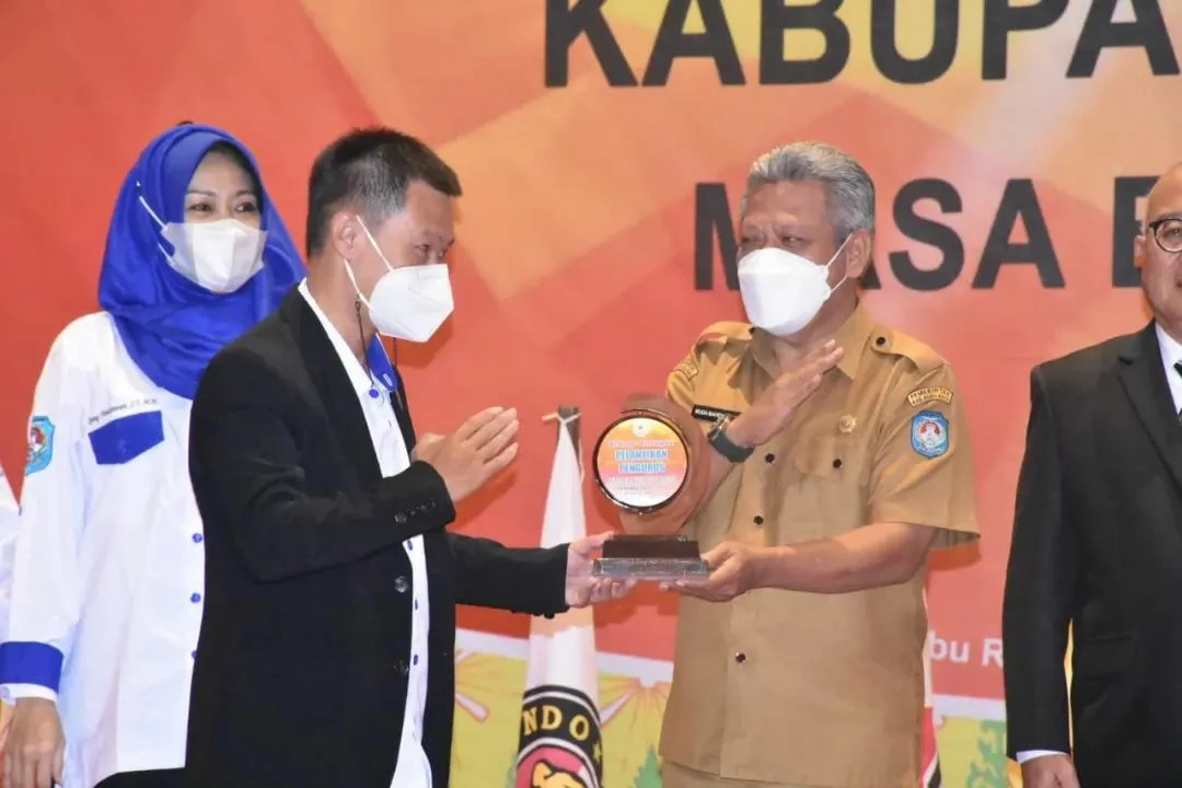 Foto: Hadiri Pelantikan KONI Kubu Raya, Muda Mahendrawan Optimis Porprov 2022 Dapat Raih Prestasi | Pifa Net