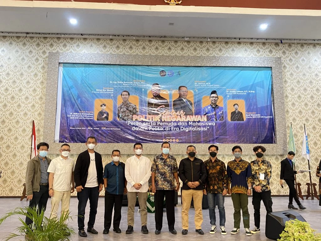 Foto: BEM UM Pontianak Gelar Seminar Politik Negarawan, Ridho Rahmadi : Mahasiswa dapat Belajar Politik Sejak Awal | Pifa Net