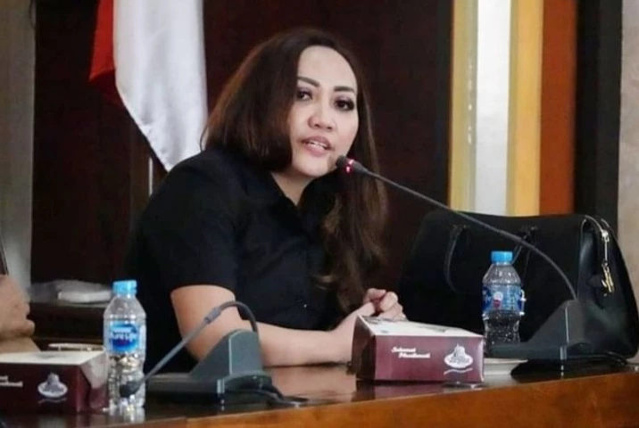 Foto: Tidak Hadir Dalam Rapat Komisi 1, Angeline: Kecewa dengan Sekretariat Daerah Kalbar | Pifa Net
