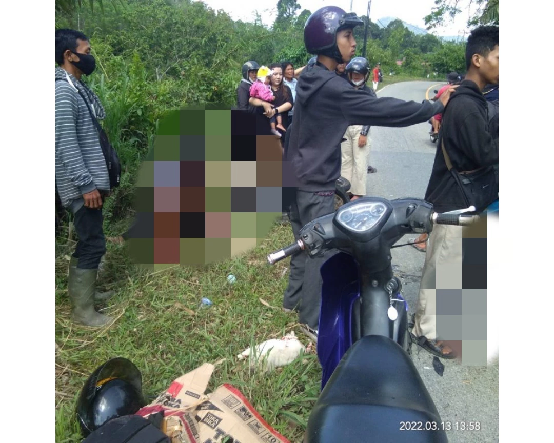 Foto: Korban Laka di Senakin Dirujuk ke RS Pontianak | Pifa Net