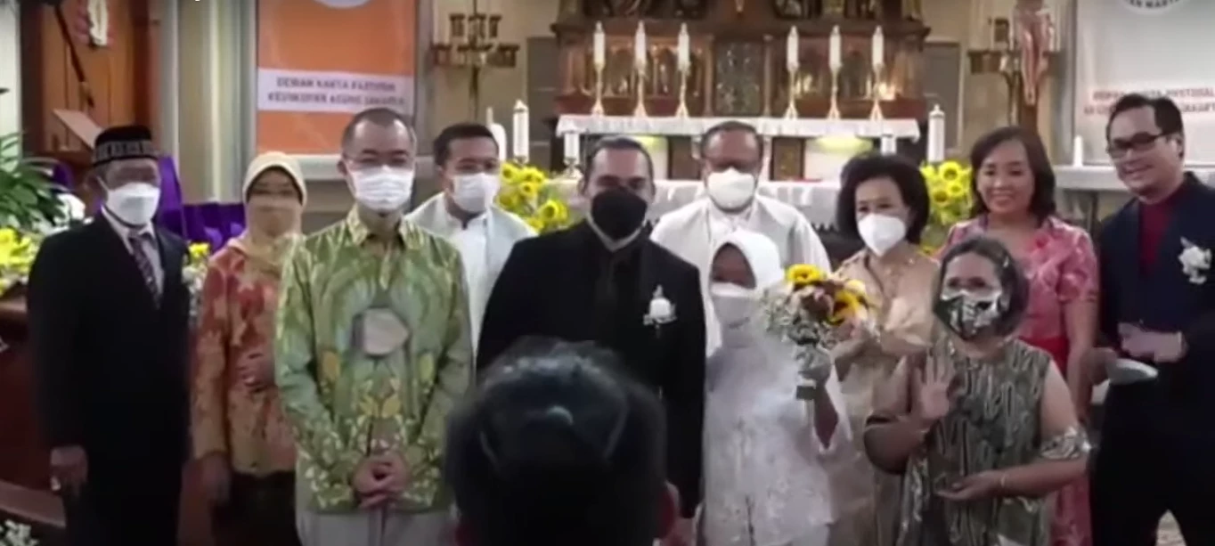 Foto: YouTube Ayu Kartika Dewi