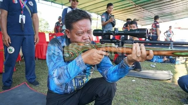 Foto: Tutup Sabang Merah Cup II Open Tournament Menembak Se-Kalbar, Bupati Sanggau Sampaikan Selamat kepada Pemenang | Pifa Net