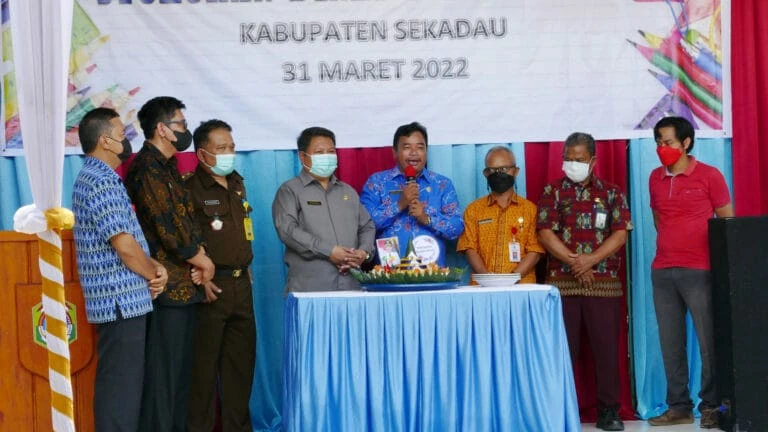 Foto: Subandrio Ingatkan Dikbud Kabupaten Sekadau Tingkatkan Mutu IPM | Pifa Net
