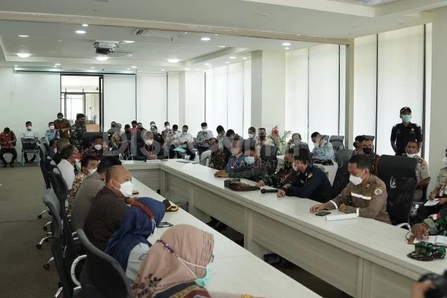 Foto: PLBN Entikong Di Buka, Ini Pesan Bupati Sanggau    | Pifa Net