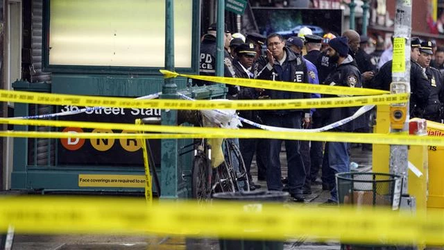Foto: Telan Korban Luka 29 Orang, Ini Kronologi Penembakan Kereta Bawah Tanah di New York, AS | Pifa Net