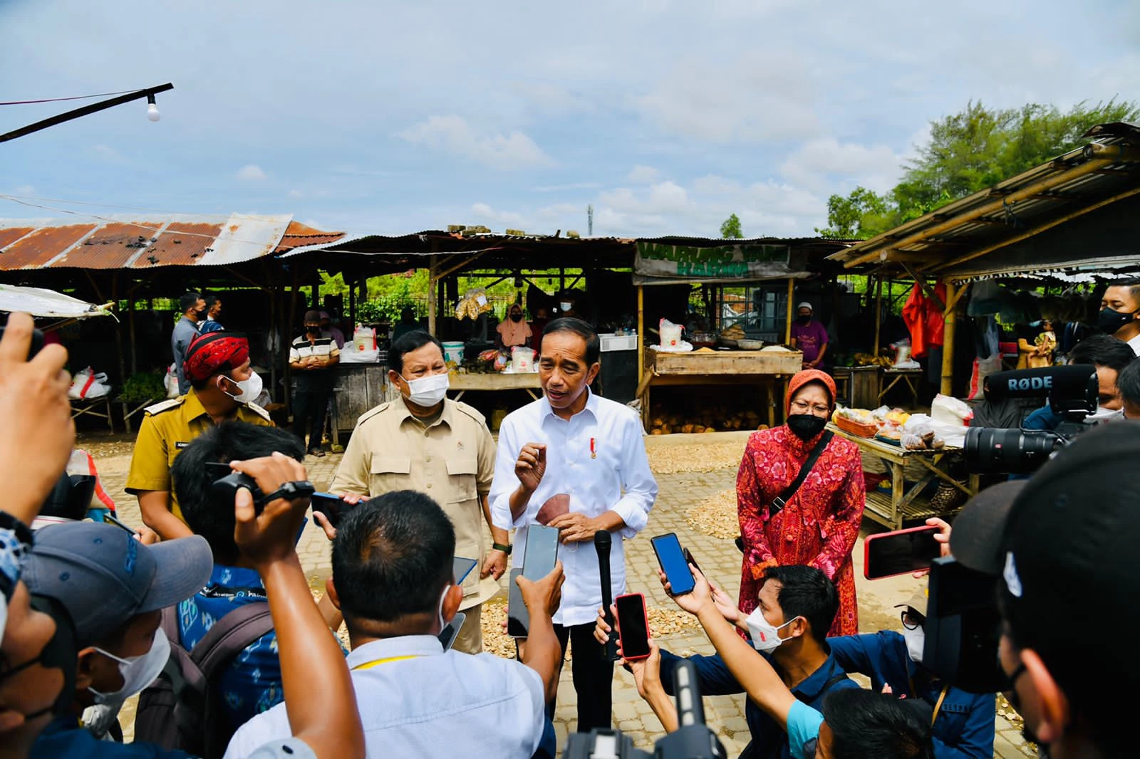 Foto: Presiden Jokowi Minta Aparat Usut Tuntas Mafia Minyak Goreng | Pifa Net