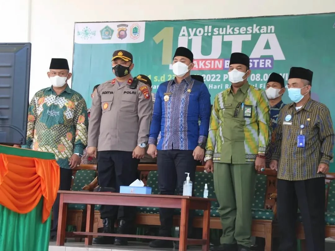 Foto: Gerakan Satu Juta Vaksin di Kapuas Hulu, Wabub Apresiasi Semua Pihak yang Terlibat | Pifa Net