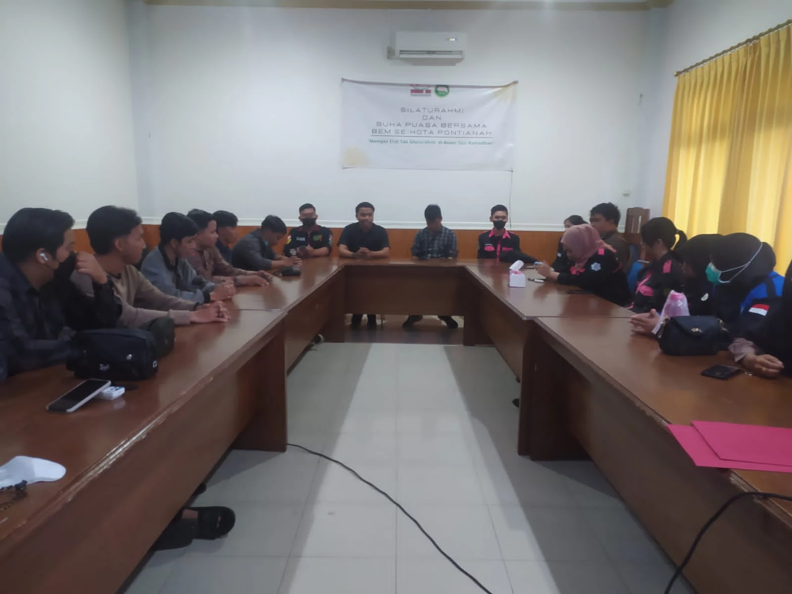 Foto: BEM SI Kalbar dan FKBK Gelar Buka Puasa Bersama | Pifa Net