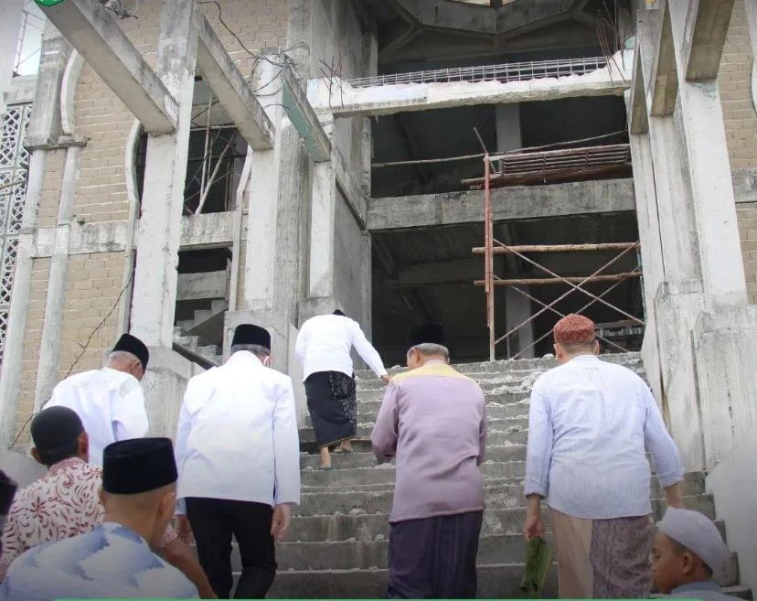 Foto: Pembangunan Masjid Al-Falah Banjar Serasan Selesai Tahun Ini | Pifa Net