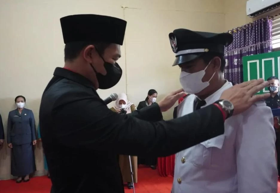 Foto: Bupati Kapuas Hulu Minta Kepala Desa Bekerja untuk Kepentingan Rakyat | Pifa Net