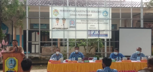 Foto: Wabub Subandrio: Pemerintah Beri Perhatian Khusus Kepada Sekolah Melalui Dana BOS dan Juga Tercatat Di APBD | Pifa Net