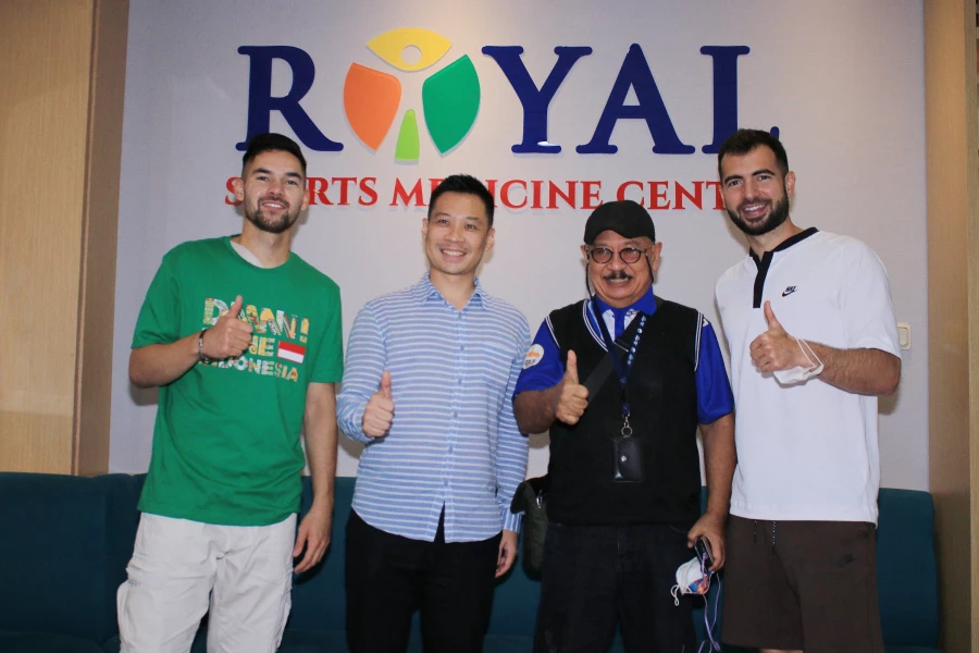 Foto: Jordi Amat dan Sandy Walsh sudah Jalani Medical Check Up di Jakarta | Pifa Net