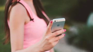 Foto: iPhone 5 Tak Bisa Gunakan WhatsApp Mulai Oktober 2022 | Pifa Net