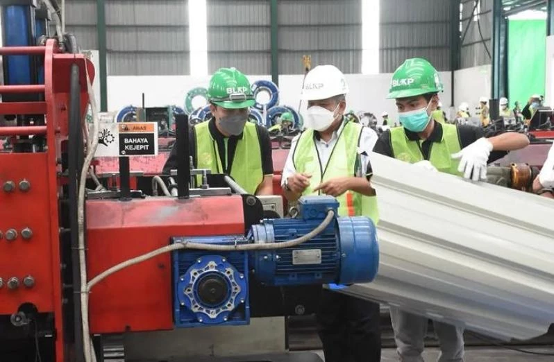Foto: Apresiasi Produk Baru BLKP, Bupati Muda Harap Pabrik ini Mampu Serap Lebih Banyak Tenaga Kerja Lokal | Pifa Net