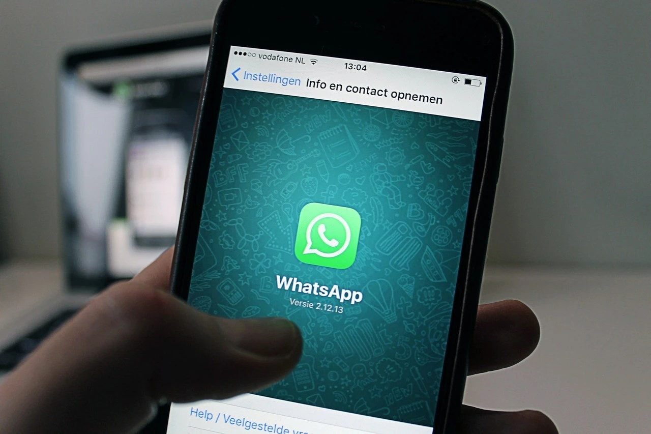 Foto: Ingin Tunda Balas Chat? Ini 3 Cara Mudah Hilangkan Status Online di WhatsApp | Pifa Net