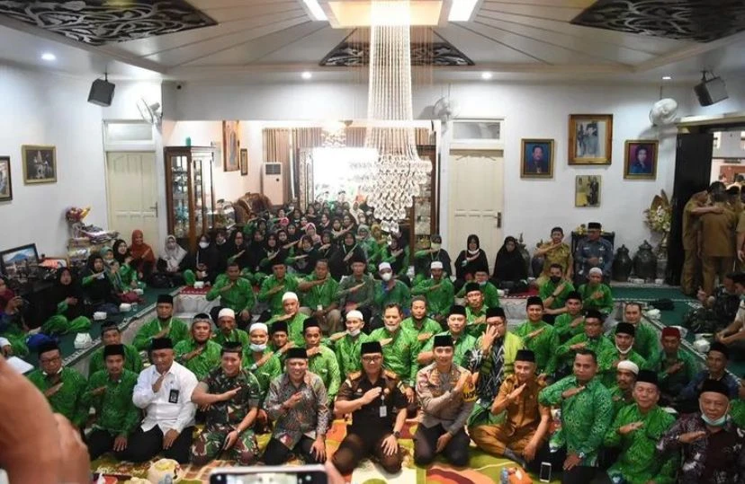 Foto: Bupati Kubu Raya Lepas 139 Calon Jemaah Haji | Pifa Net