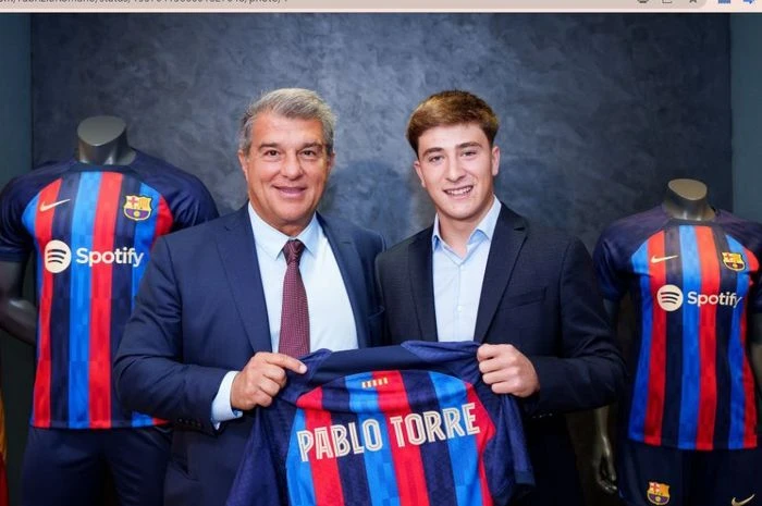 Foto: Lepas Dani Alves, Barcelona Perkenalkan Gelandang Baru Berusia 19 Tahun, Pablo Torre | Pifa Net