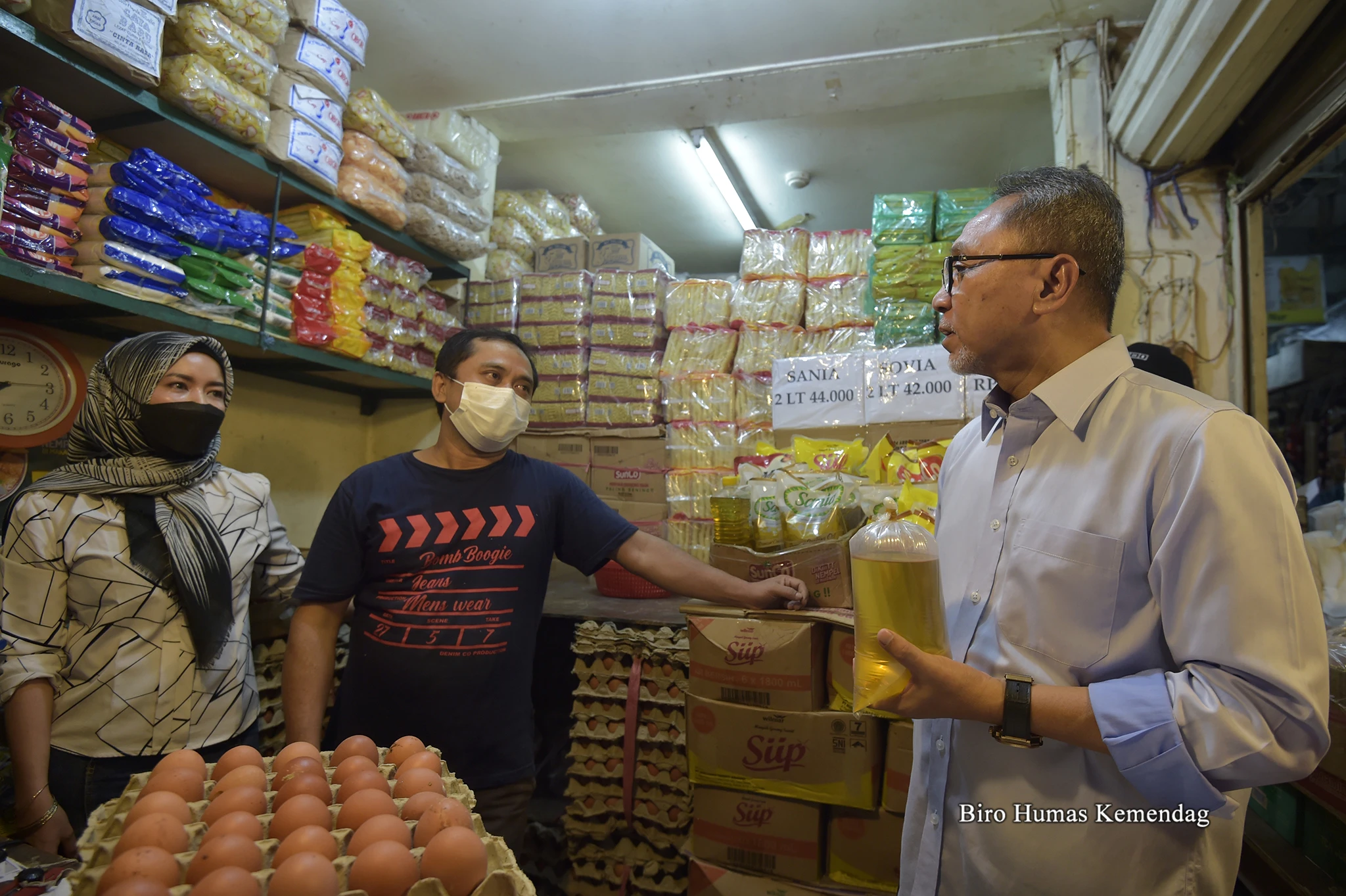 Foto: Pantau Harga Kebutuhan Pokok di Pasar, Mendag Zulhas: Kita Ingin Pedagang dan Pembeli Bahagia | Pifa Net