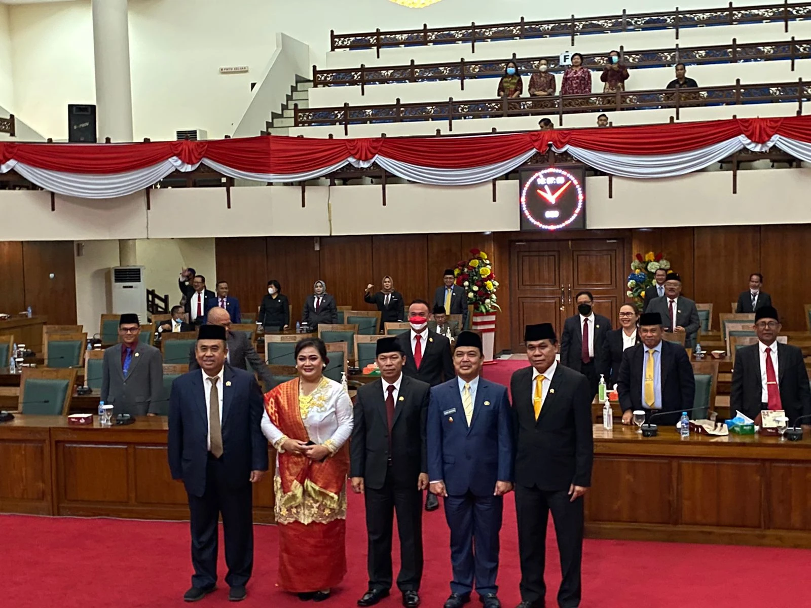 Foto: Dilantik Sebagai PAW, Hendri Makaluasc Ungkap Siap Turun ke Dapil Realisasikan Program Pembangunan | Pifa Net